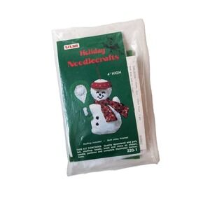 Vintage Titan Holiday Needlecrafts Felt Ornament Kit Snowman Playing Tennis Xmas